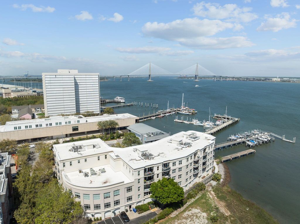 2 Wharfside Street 5e, Charleston, SC 29401