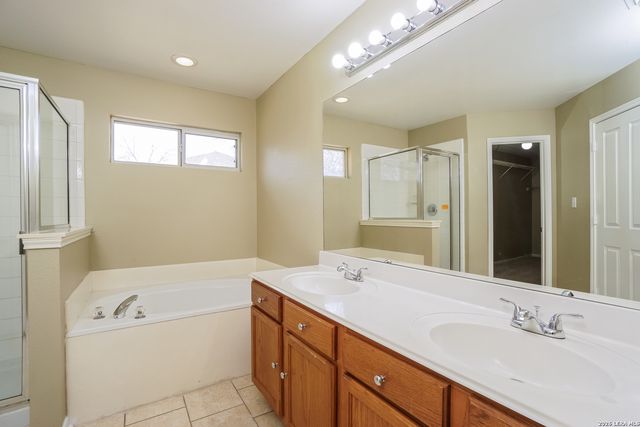 229 Rio Vista, Cibolo, TX 78108