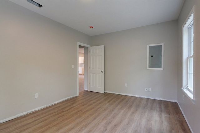 3 Williams St 2, Pepperell, MA 01463
