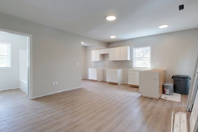 3 Williams St 2, Pepperell, MA 01463