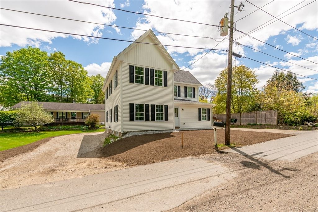 3 Williams St 2, Pepperell, MA 01463