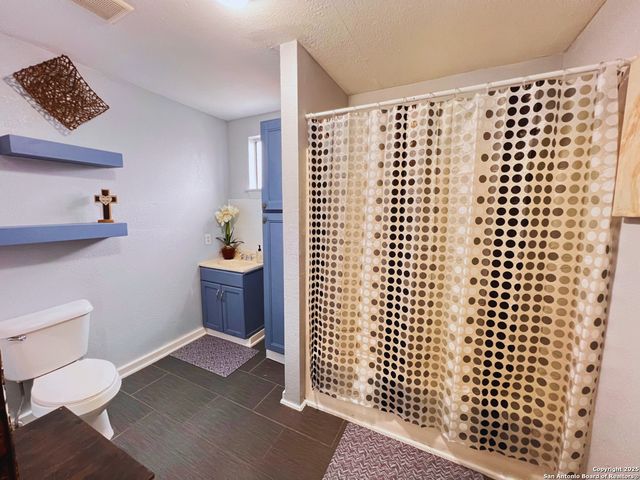 1046 Rivas St, San Antonio, TX 78207