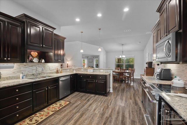 2656 Piddlin Ln, Jay, FL 32565