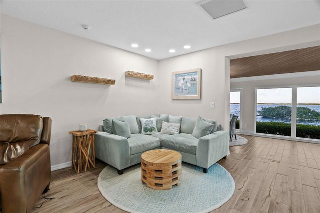 5791 WESTSHORE DRIVE, New Port Richey, FL 34652