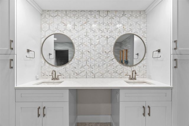 5791 WESTSHORE DRIVE, New Port Richey, FL 34652