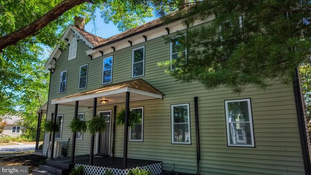 14 E SEWELL ST, Felton, DE 19943