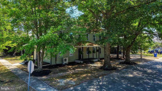 14 E SEWELL ST, Felton, DE 19943