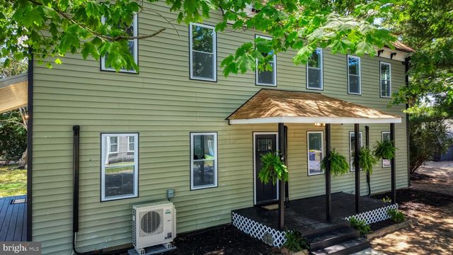 14 E SEWELL ST, Felton, DE 19943