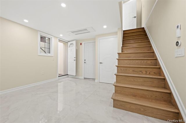 7662 174th Street, Fresh Meadows, NY 11366