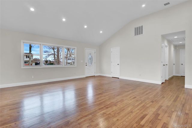 43 Penny Drive, Calverton, NY 11933