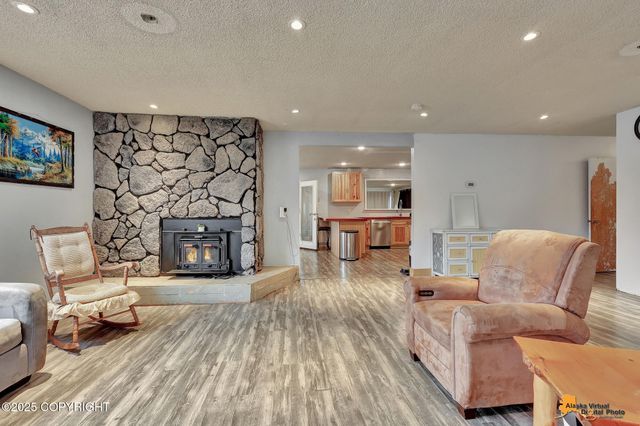 1571 S Middle Mesa Drive, Palmer, AK 99645