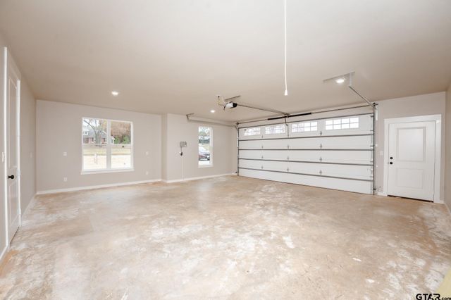 13950 Cedar Vista Lane, Tyler, TX 75704