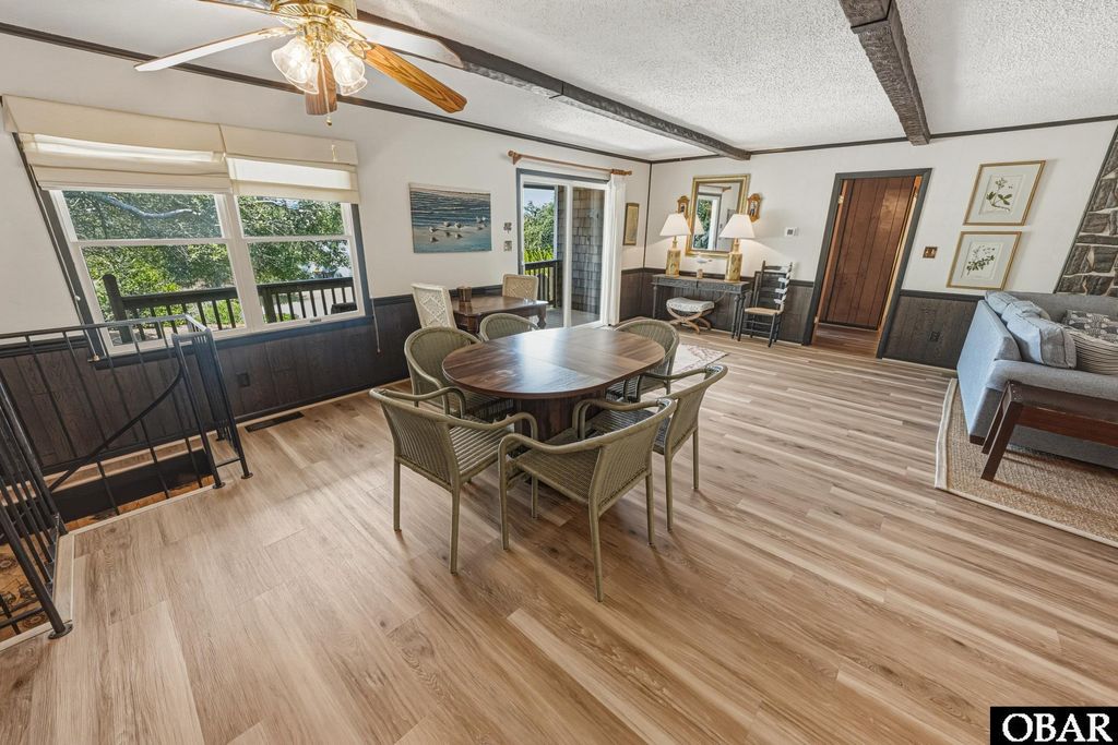 Image 16 of property listing at 4236 Seascape Drive, Kitty Hawk, NC 27949