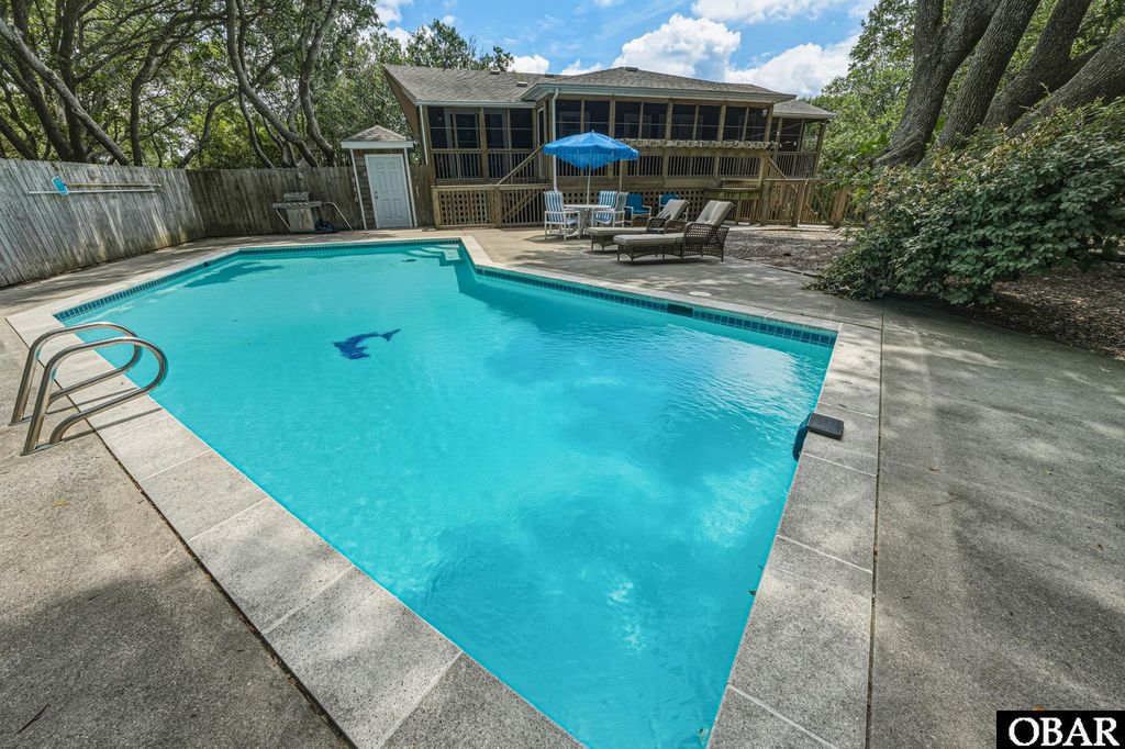 Image 3 of property listing at 4236 Seascape Drive, Kitty Hawk, NC 27949