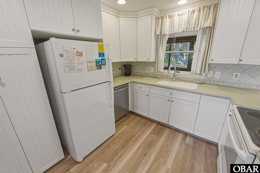 Image 24 of property listing at 4236 Seascape Drive, Kitty Hawk, NC 27949