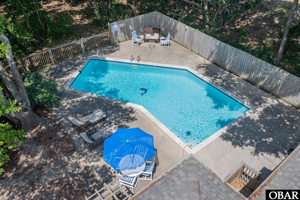 Image 5 of property listing at 4236 Seascape Drive, Kitty Hawk, NC 27949