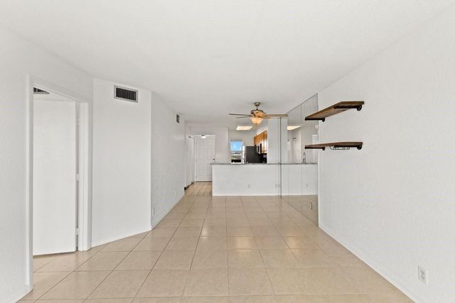 2106 S Cypress Bend Drive 506, Pompano Beach, FL 33069
