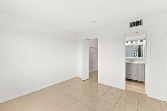 2106 S Cypress Bend Drive 506, Pompano Beach, FL 33069