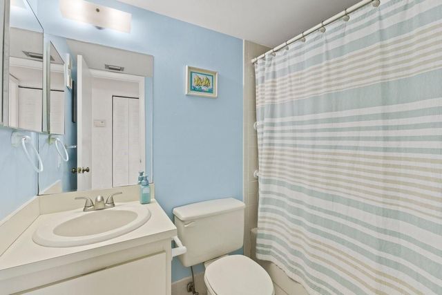 2106 S Cypress Bend Drive 506, Pompano Beach, FL 33069