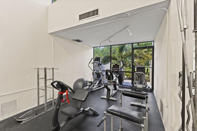 2106 S Cypress Bend Drive 506, Pompano Beach, FL 33069
