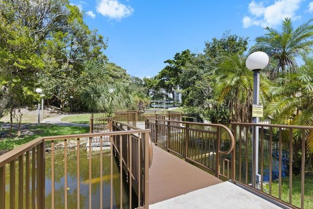 2106 S Cypress Bend Drive 506, Pompano Beach, FL 33069