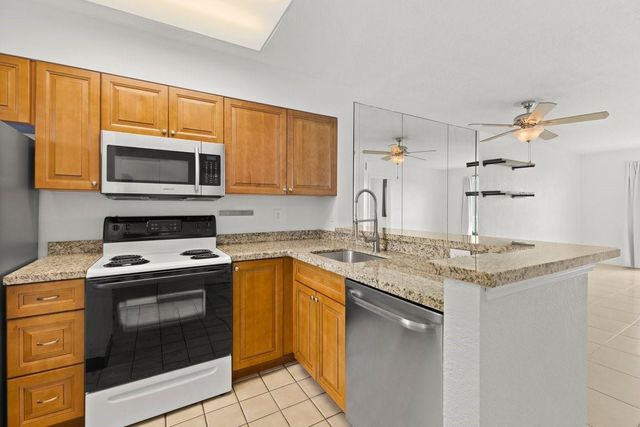 2106 S Cypress Bend Drive 506, Pompano Beach, FL 33069
