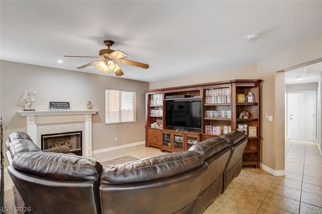 9364 Warm Waters Avenue, Las Vegas, NV 89129