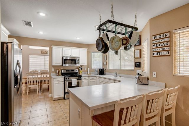 9364 Warm Waters Avenue, Las Vegas, NV 89129
