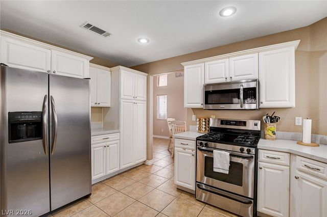 9364 Warm Waters Avenue, Las Vegas, NV 89129