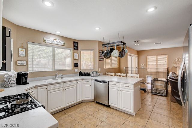 9364 Warm Waters Avenue, Las Vegas, NV 89129