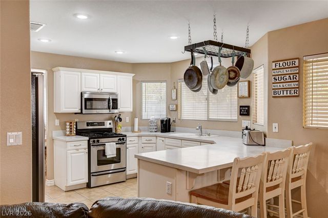 9364 Warm Waters Avenue, Las Vegas, NV 89129