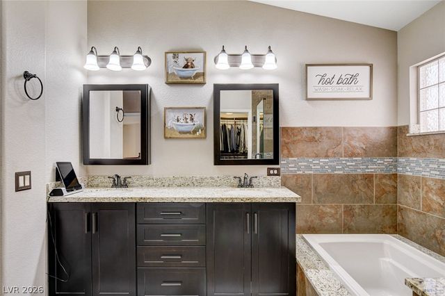 9364 Warm Waters Avenue, Las Vegas, NV 89129