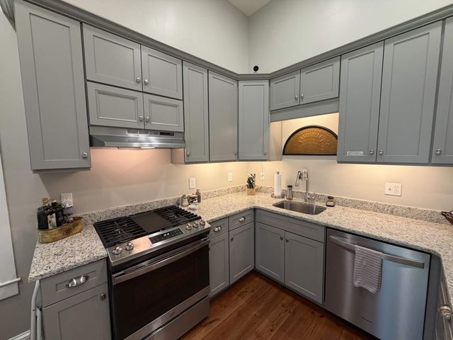 208 N Lafayette Street, Mayesville, SC 29104