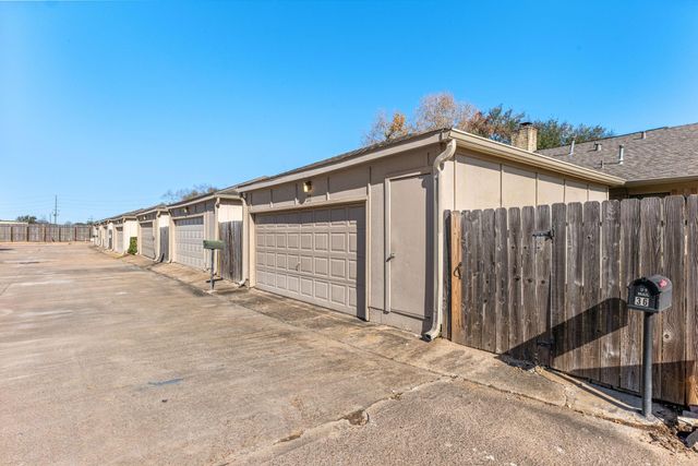 36 Pinehurst Lane, Missouri City, TX 77459