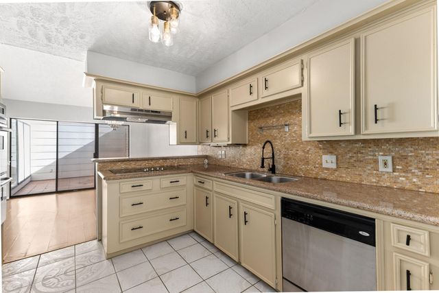 36 Pinehurst Lane, Missouri City, TX 77459