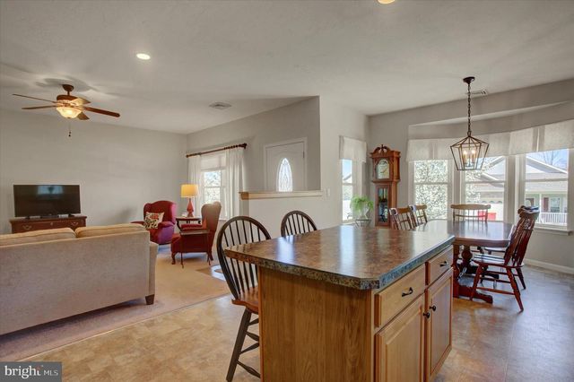25 COLONIAL COURT, Shippensburg, PA 17257