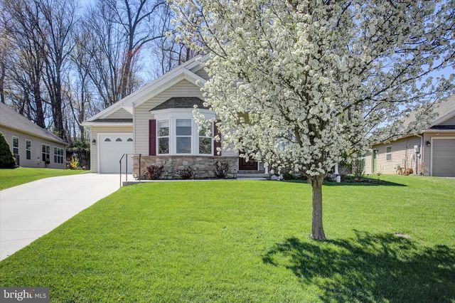 25 COLONIAL COURT, Shippensburg, PA 17257