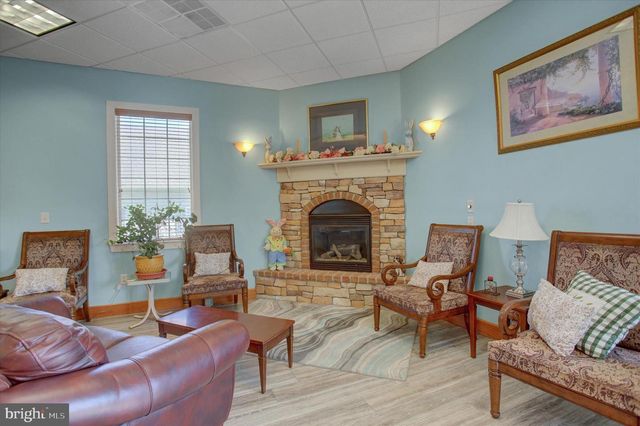 25 COLONIAL COURT, Shippensburg, PA 17257
