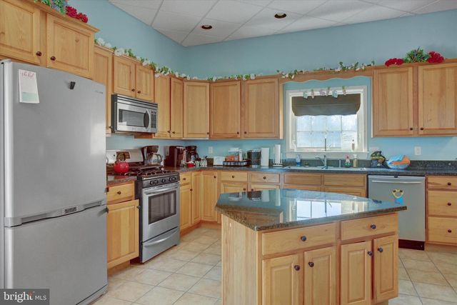 25 COLONIAL COURT, Shippensburg, PA 17257