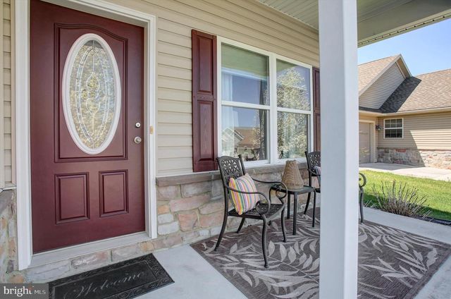 25 COLONIAL COURT, Shippensburg, PA 17257