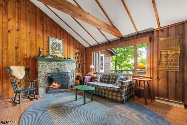 2079 Lakeside Dr, Vernon Twp., NJ 07422