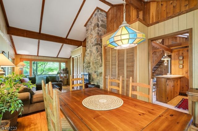 2079 Lakeside Dr, Vernon Twp., NJ 07422
