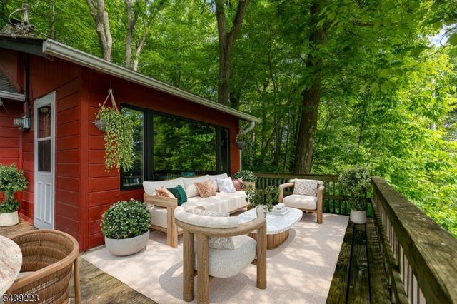2079 Lakeside Dr, Vernon Twp., NJ 07422