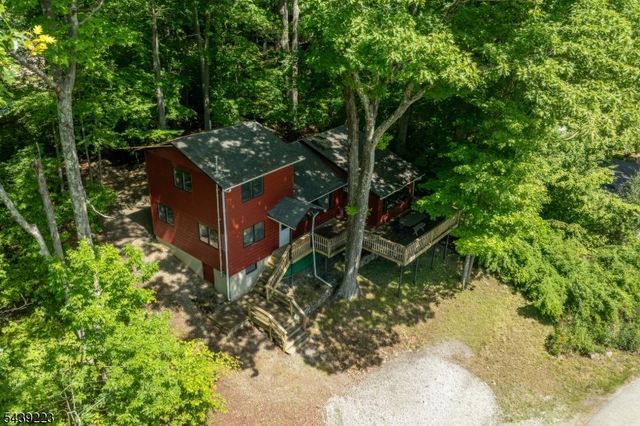 2079 Lakeside Dr, Vernon Twp., NJ 07422