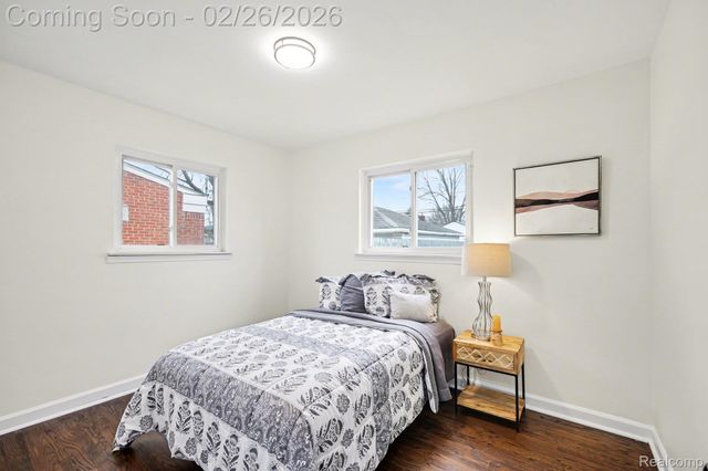 29701 Mark Avenue, Madison Heights, MI 48071