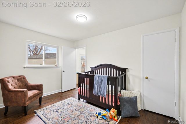 29701 Mark Avenue, Madison Heights, MI 48071