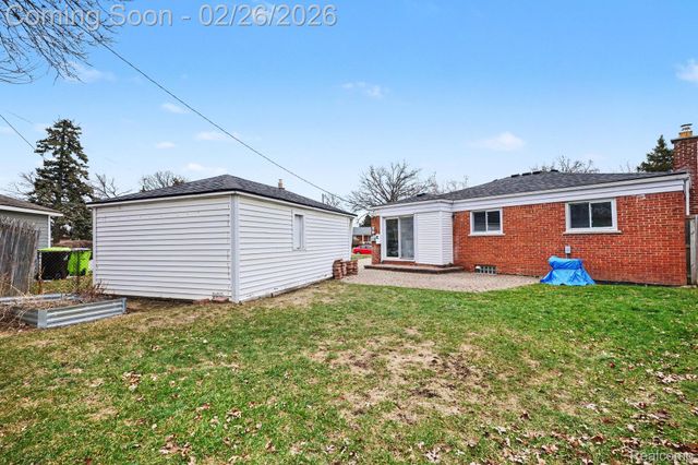 29701 Mark Avenue, Madison Heights, MI 48071