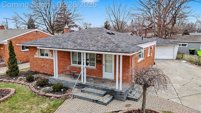 29701 Mark Avenue, Madison Heights, MI 48071