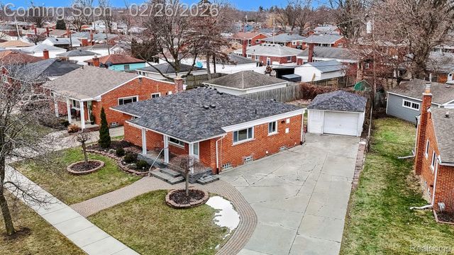 29701 Mark Avenue, Madison Heights, MI 48071
