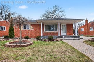 29701 Mark Avenue, Madison Heights, MI 48071
